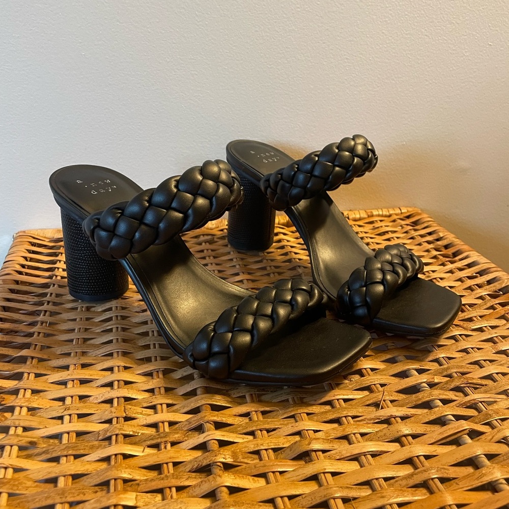 Black Braided Heel